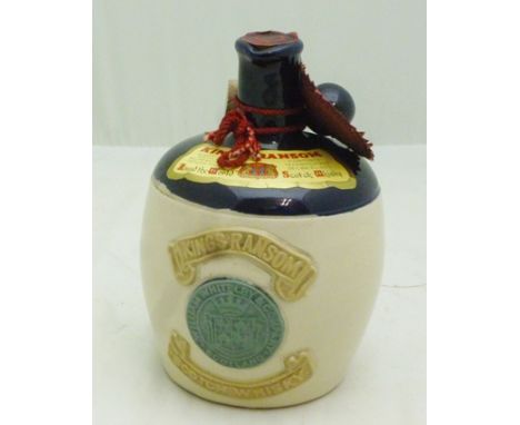 KINGS RANSOM 'ROUND THE WORLD' SCOTCH WHISKY, aged 12 years, blended and bottled by William Whiteley & Co., 26 2/3 fl.ozs. in