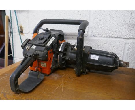 2 stroke industrial inpact wrench. Maxim Master 35 with motor and airtec attatchment 