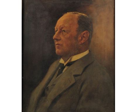 Late 19th/early 20th Century English school - Oil painting - Shoulder-length portrait of a gentleman wearing jacket and wing 