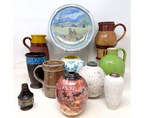 An Art Nouveau style clockwork jug, a wall light and assorted other items (2 boxes)