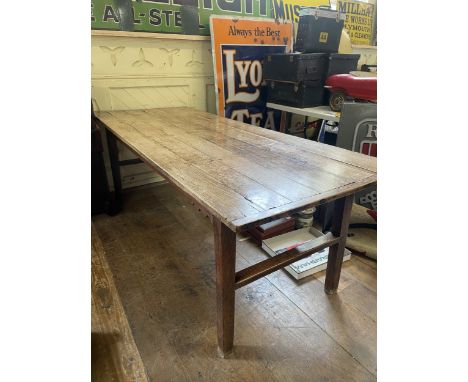 An oak farmhouse table, the top 220 x 85 cmThe height to table surface of the oak table is 76 cmThe height to underside is 74