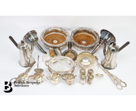 Quantity of silver plate, comprising four circular mustards, on ball feet; four matching peppers; an oval silver plated and c
