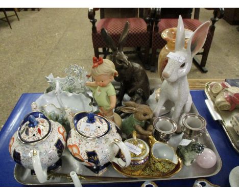 TRAY OF VARIOUS CERAMIC WARES AND OTHER ITEMS INCLUDING TWO PRICE GILT DECORATED TEA POTS, VARIOUS FIGURES OF HARES 