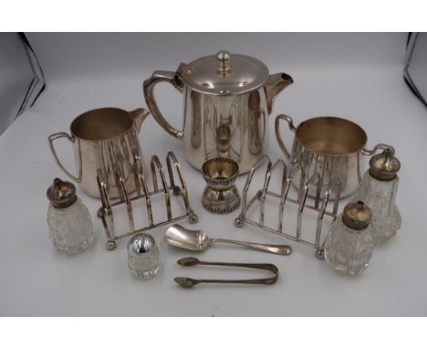 A French 950 silver egg cup, of reversible hour-glass form, with chased linen-fold decoration, name engraved, Minerva mark wi