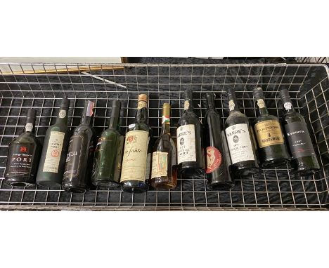 COLLECTION OF VINTAGE PORT &amp; OTHER