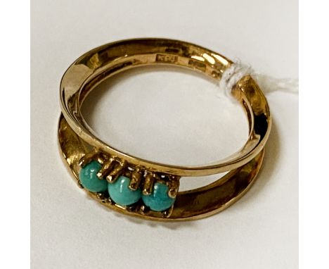 VINTAGE TURQUOISE DRESS RING - SIZE N - 3 GRAMS APPROX