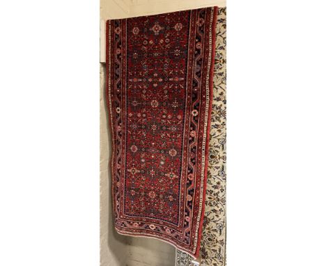 FINE NORTH WEST PERSIAN MALAYER RUNNER 325CMS X 80CMS