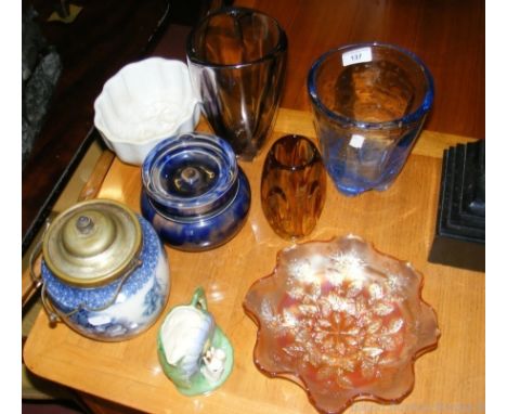 Collectable ceramic and glassware