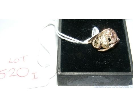 A 10ct gold leaf ring