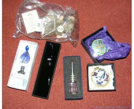 A miniature Steiff mouse, together with other collectables