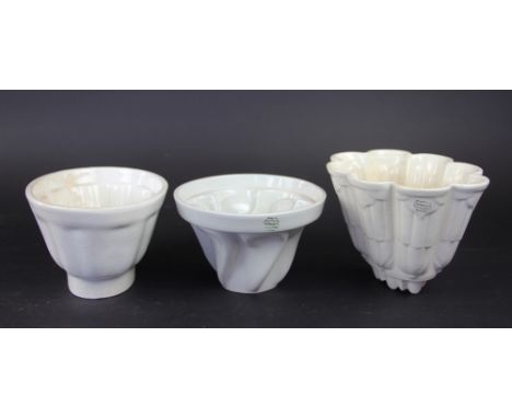 Two Shelley ceramic jelly moulds, tallest 13cm; and an unmarked jelly mould (3)