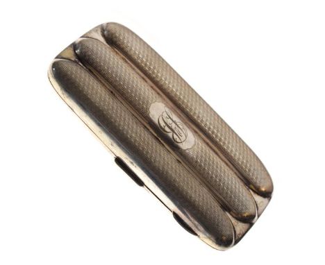 Engine turned silver plated cigar case   Condition: 