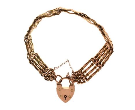 Gate link bracelet with padlock clasp, stamped '9c', 16.4g approx   Condition: 