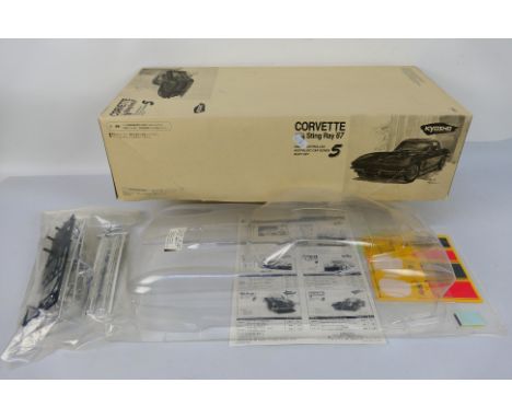 Kyosho - A boxed Kyosho 39567 1:9.6 scale Corvette Sting Ray '67 RC 'Nostalgic Car Series' BODY SET 5. The set contains clear