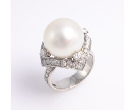 South Sea pearl and diamond platinum cluster ring, stamped PT900 Condition Report Pearl diameter 13mm approx 12.7gmClick here