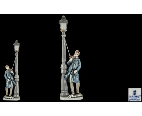 Lladro Hand Painted Porcelain Figure of Large Proportions ' Lamp Lighter ' Model No 5205. Designer Salvador Furio. Issued 198