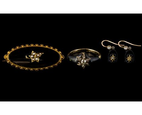 Victorian Suite of Gold Mourning Jewellery, c1860s, comprising polished black onyx and seed pearl oval shaped brooch, matchin