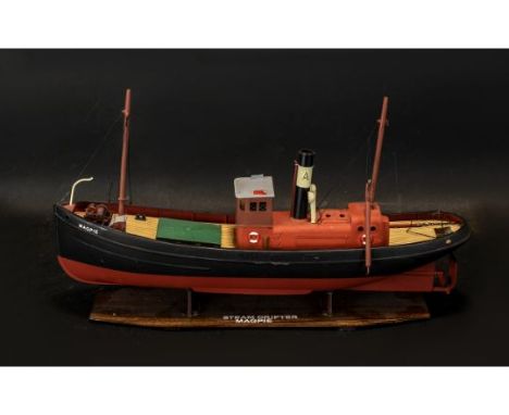 Model Boat Magpie Steam Drifter on plinth. Comes with associated remote control . 15 inches in length. 