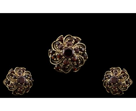 14ct Gold - Attractive Garnet Set Cluster Ring  In an Ornate / Fancy Setting. Marked 585 to Interior of Shank, Garnets of Goo