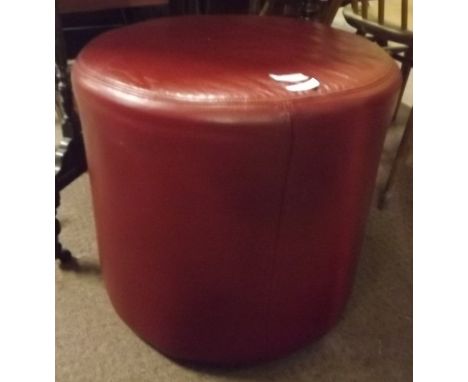 Pouffe.