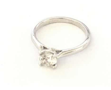 Certified 18ct white gold RBC diamond solitaire ring. Diamond 0.94ct. Cert no. WG19624126481