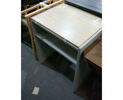 Painted wooden artists drawing table, shelf under, width 66cm, a Mabef sculptures stand, adjustable top and a beechwood folio