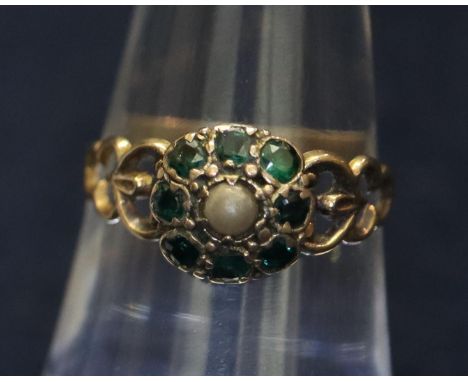 Victorian 9ct gold and emerald and seed pearl ring.  Ring size O.  Weight 1.4 approx.  (B.P. 21% + VAT) 