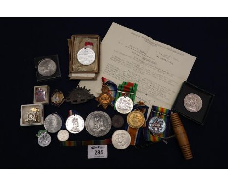 Small box of assorted GB crowns, First World War medal trio comprising War medal, 14-19 Victory medal and 14-15 Star awarded 