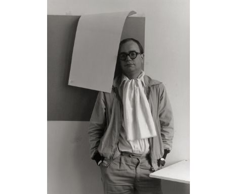   Burns, Marsha: Portraits of photographers  Portrait series. 1984-1985. 11 vintage gelatin silver prints on Agfa paper. Each