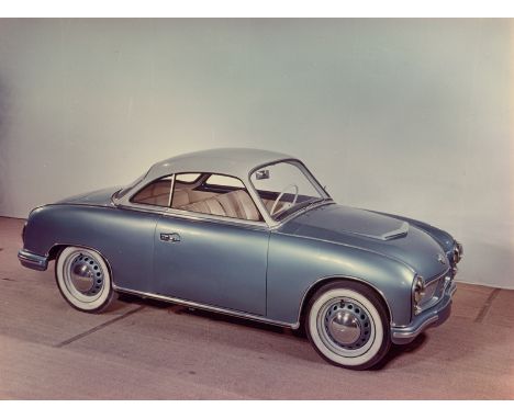   AWZ P 70 Automobile: Advertising photos for early automobile production in the GDR for VEB Automobilwerk Zwickau (AWZ P 70)