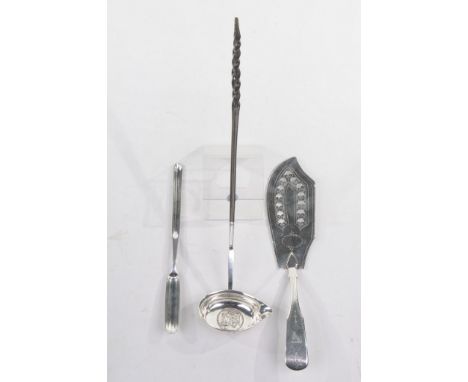 A George III silver marrow scoop by Solomon Hougham, London 1807
Of typical form, with two ends of varying sizes, initialled 