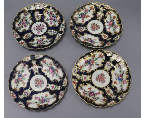 A set of four Dr Wall Worcester scale blue dishes, square marks diameter 19.5cm