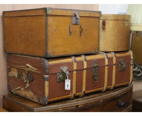 Travel trunk and two boxes Travel trunk W.92cm