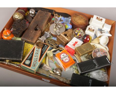 A tray of collectables, Two sets of silver plated (not silver as originally catalogued) teaspoons, Stones Best Bitter playing