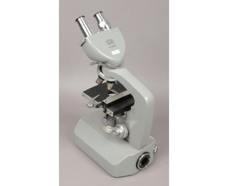 A Kiowa Tokyo vintage manual biological microscope No. 760066  