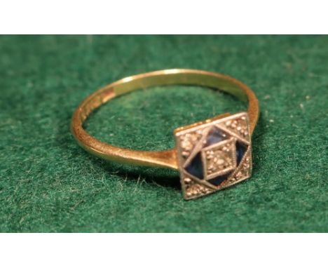 Deco style 18ct gold ring with square head set with diamond chips and emeralds (size M 1/2) 