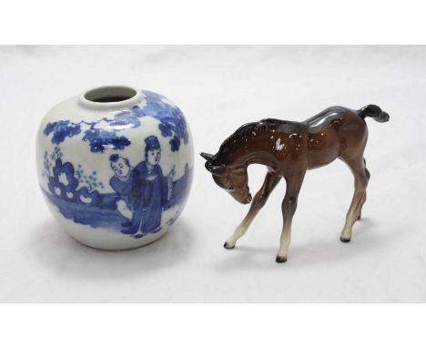 SECTION 31.  A small collection of assorted ceramic items including a Beswick horse, a Chinese blue and white porcelain ginge