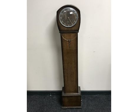 An oak granddaughter clock 
