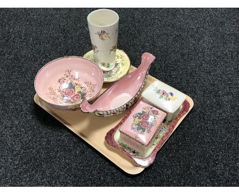 Seven pieces of Maling including harlequin bowl, trinket box and bowl etc 