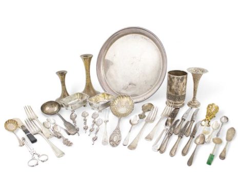 A mixed lot of silver and metalware items,comprising silver items: a matched pair of George III salt cellars, London 1806 and