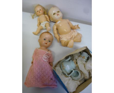 Child's ceramic dolls tea service and a selection of 1950s and later dolls 