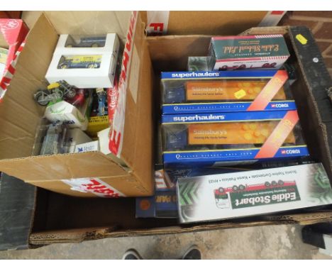 A BOX OF BOXED TOY VEHICLES TO INCLUDE CORGI EXAMPLES