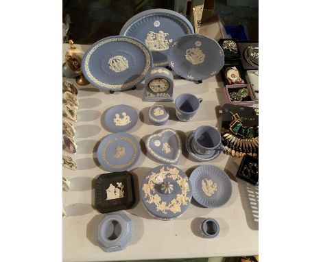 A COLLECTION OF WEDGWOOD BLUE JASPERWARETO INCLUDE A CLOCK AND LARGE LIDDED TRINKET DISH 