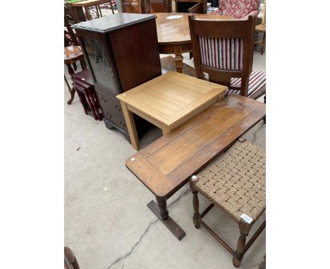 A MODERN OAK LAMP TABLE, SMALL STOOL, NARROW OCCASIONAL TABLE AND STEREO CABINET 