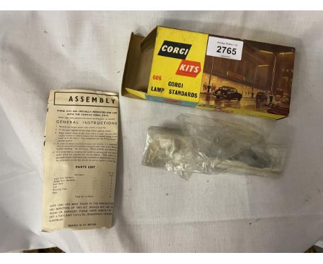 A BOXED CORGI KITS LAMP STANDARDS - NUMBER 606 