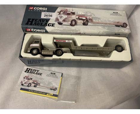 A BOXED LIMITED EDITION CORGI HEAVY HAULAGE 1:50 SCALE GG MUNTON FODEN S21 MICKEY MOUSE CAB LOW LOADER 