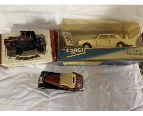 A BOXED CORGI ROLLS ROYCE CORNICHE, AN OXFORD DIE CAST J SAINSBURYS VAN AND A FURTHER MODEL CAR 