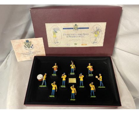 A BOXED BRITIANS THE UNITED STATES ARMY BAND OF WASHINGTON DC TEN PIECE MODEL SOLDIER SET -  NUMBER 5391 - LIMITED EDITION NU