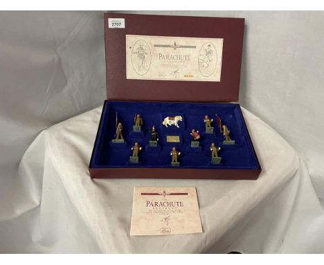 A BOXED BRITIANS THE PARACHUTE REGIMENT TEN PIECE MODEL SOLDIER SET -  NUMBER 5190 - LIMITED EDITION NUMBER 4202 