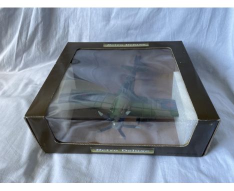 A BOXED RETRO DELUXE MODEL SUPERMARINE SPITFIRE - WINGSPAN APPROX 16 CM 
